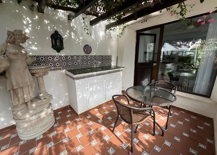 Picasso,18 Apartment *