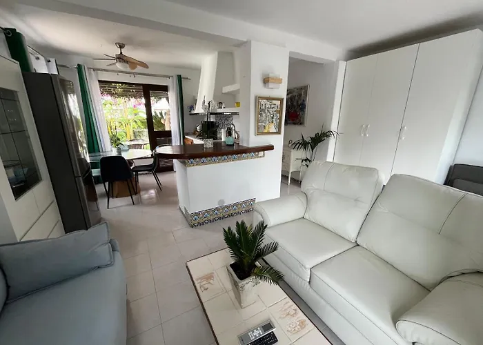 Picasso,18 * Estepona