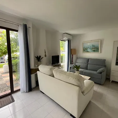 Appartement Picasso,18 *